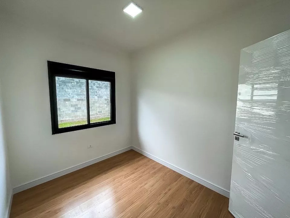 Casa à venda com 2 quartos, 69m² - Foto 12