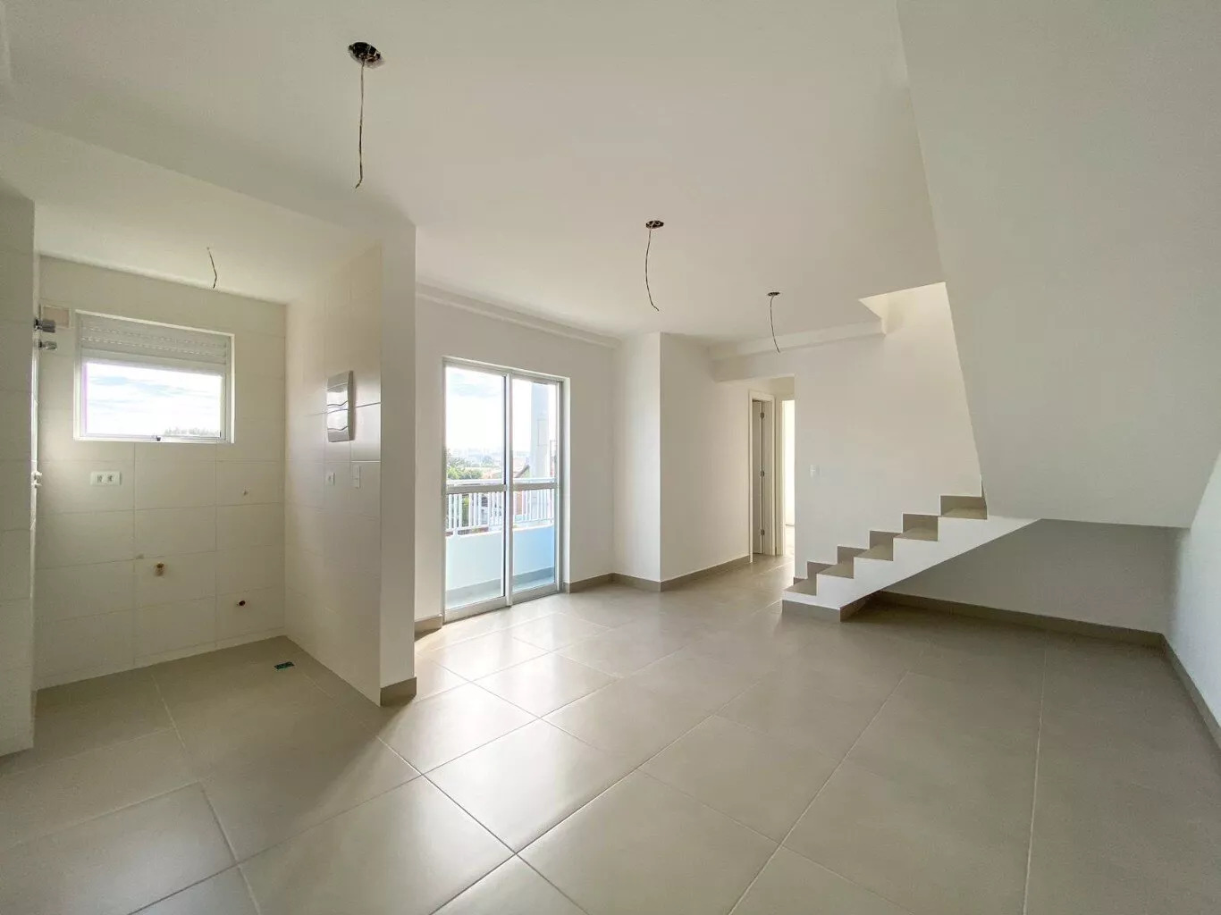 Apartamento à venda com 2 quartos, 135m² - Foto 3