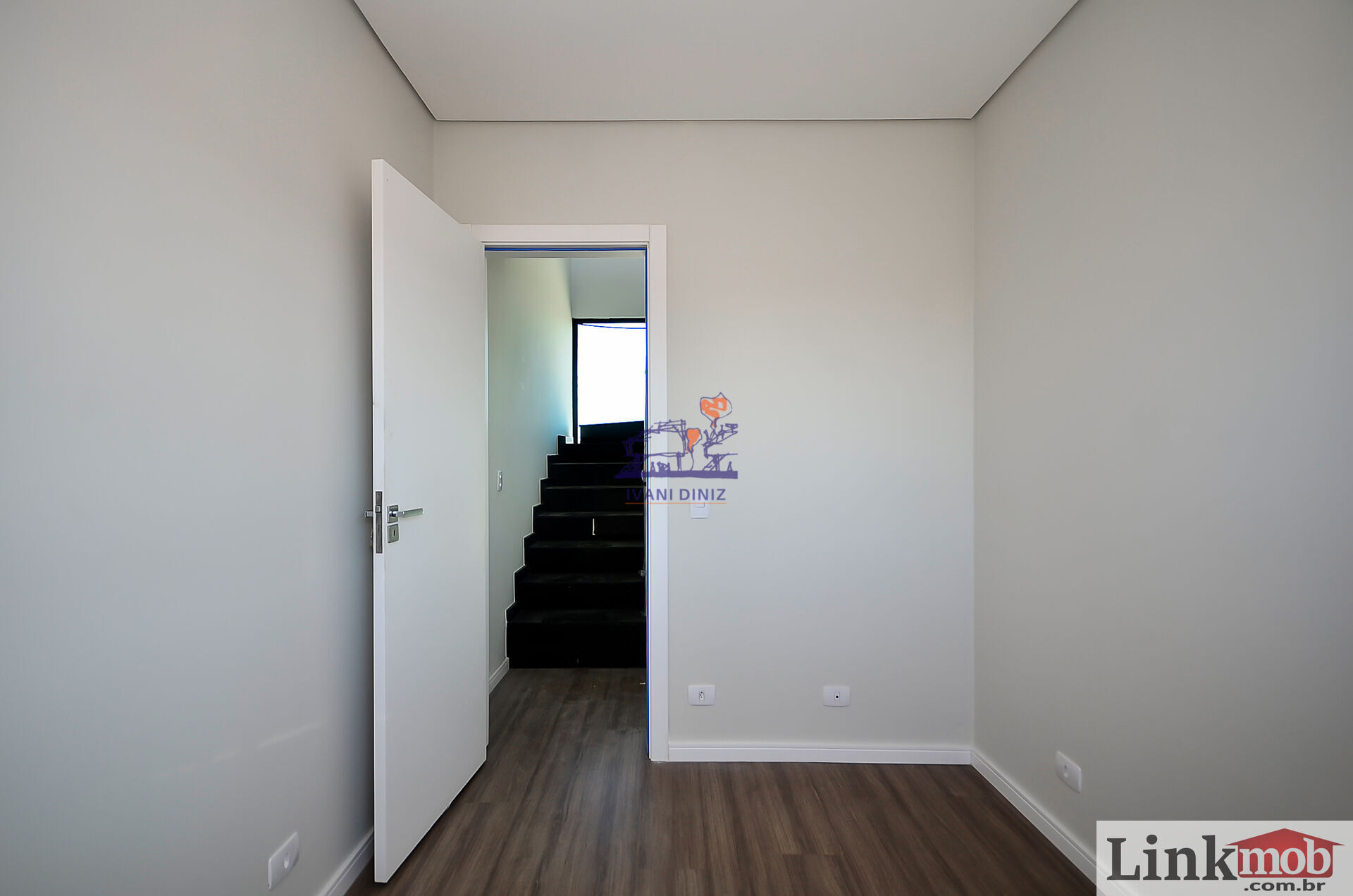 Casa à venda com 3 quartos, 80m² - Foto 26