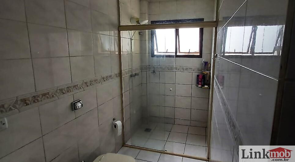 Sobrado à venda com 5 quartos, 276m² - Foto 13