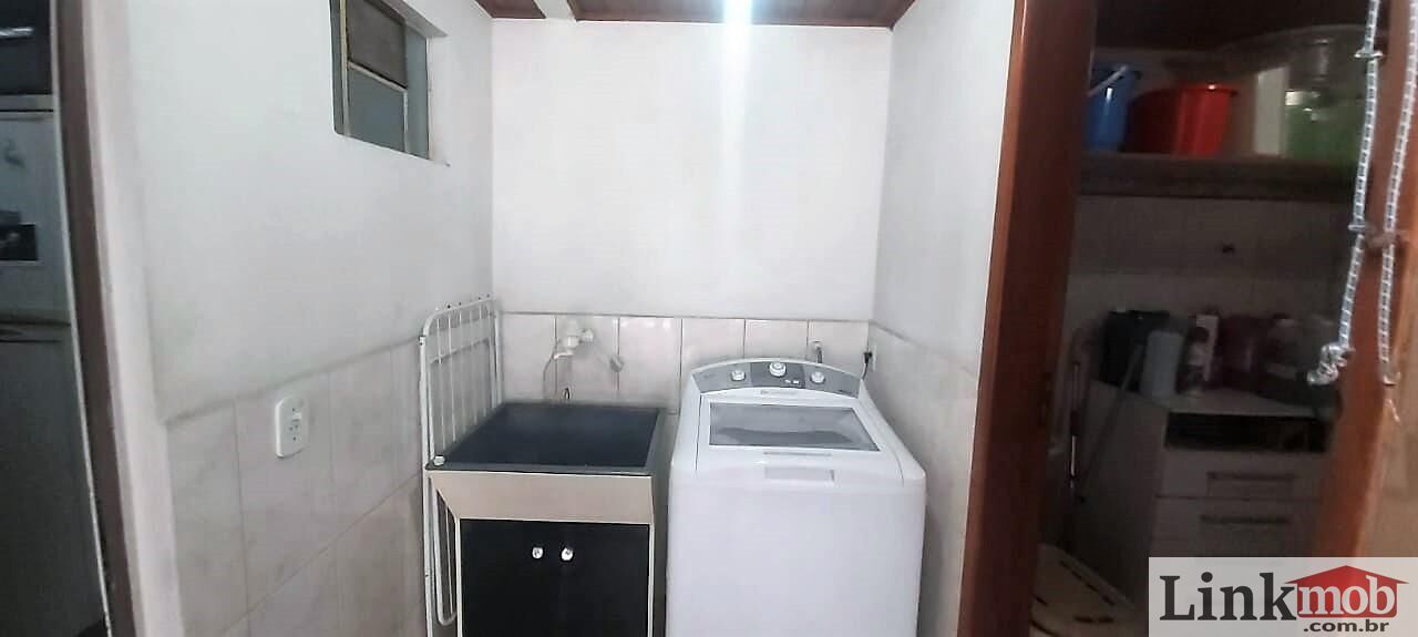 Sobrado à venda com 5 quartos, 276m² - Foto 25