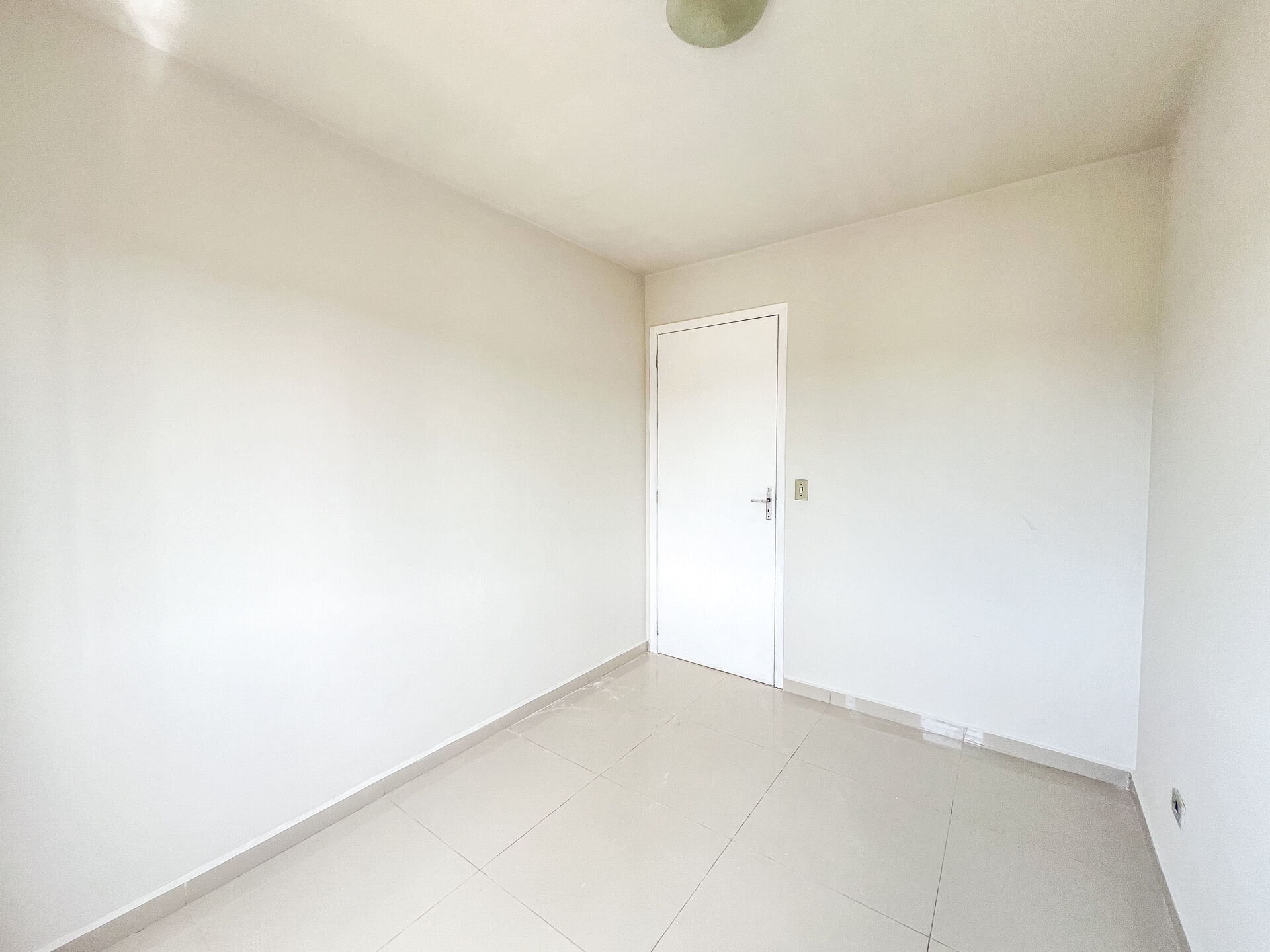 Apartamento à venda com 2 quartos, 49m² - Foto 19