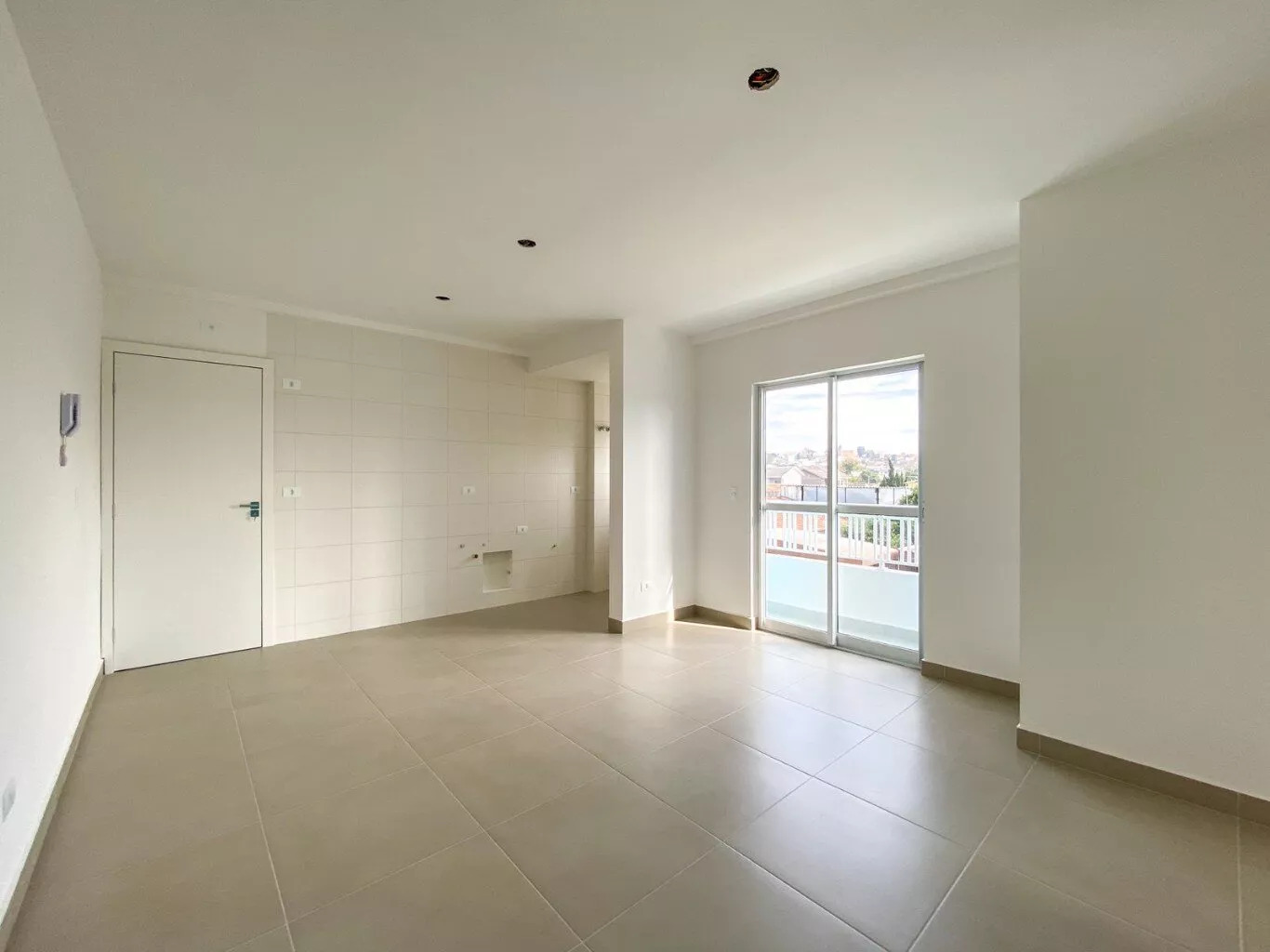 Apartamento à venda com 2 quartos, 71m² - Foto 3