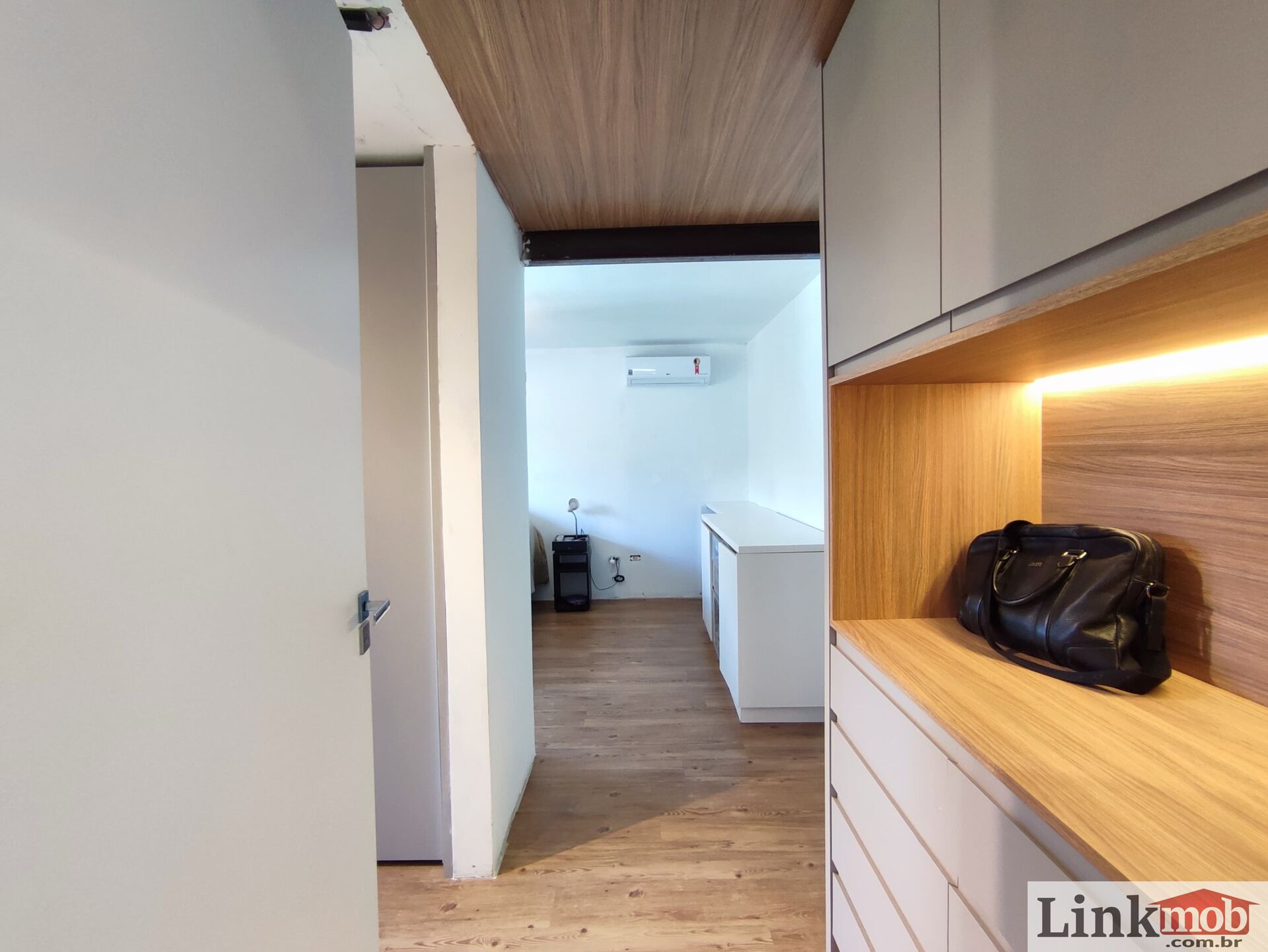 Casa à venda com 3 quartos, 257m² - Foto 8