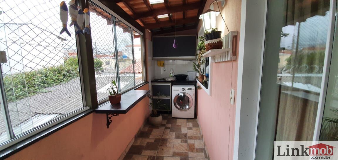 Sobrado à venda com 2 quartos, 240m² - Foto 5