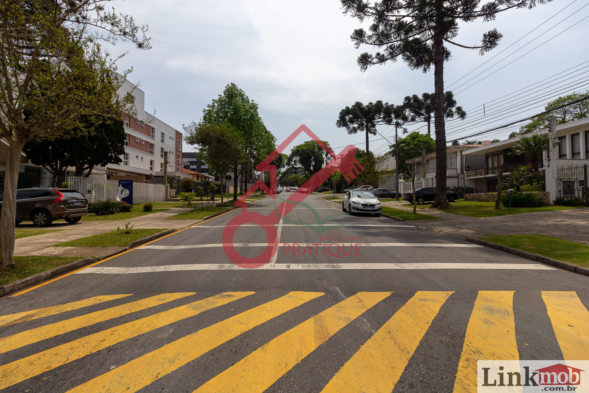 Casa à venda com 3 quartos, 279m² - Foto 7