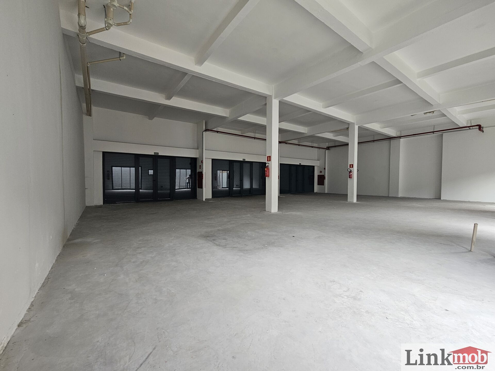 Loja-Salão para alugar, 213m² - Foto 2