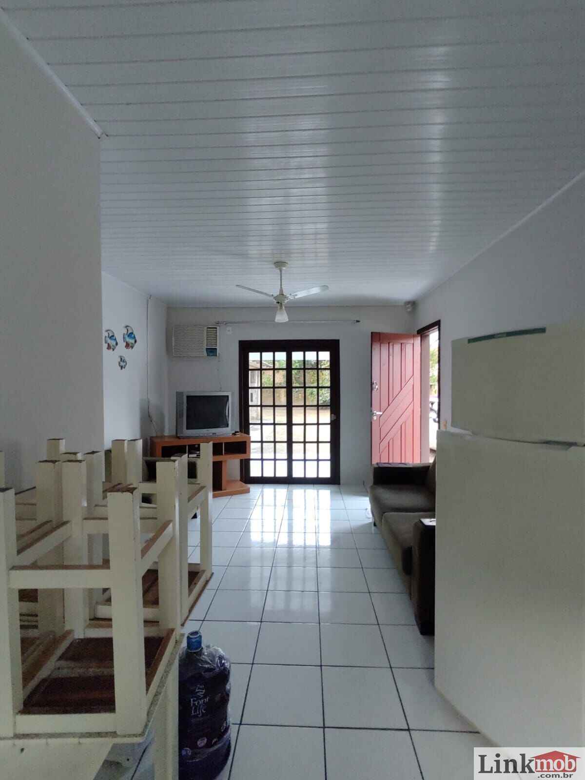 Casa à venda com 3 quartos, 106m² - Foto 14