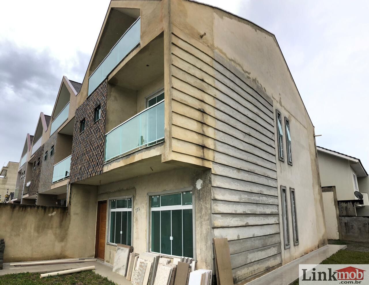 Sobrado à venda com 3 quartos, 150m² - Foto 2