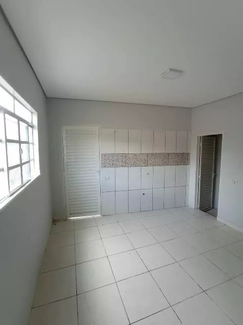 Casa à venda com 2 quartos, 105m² - Foto 5