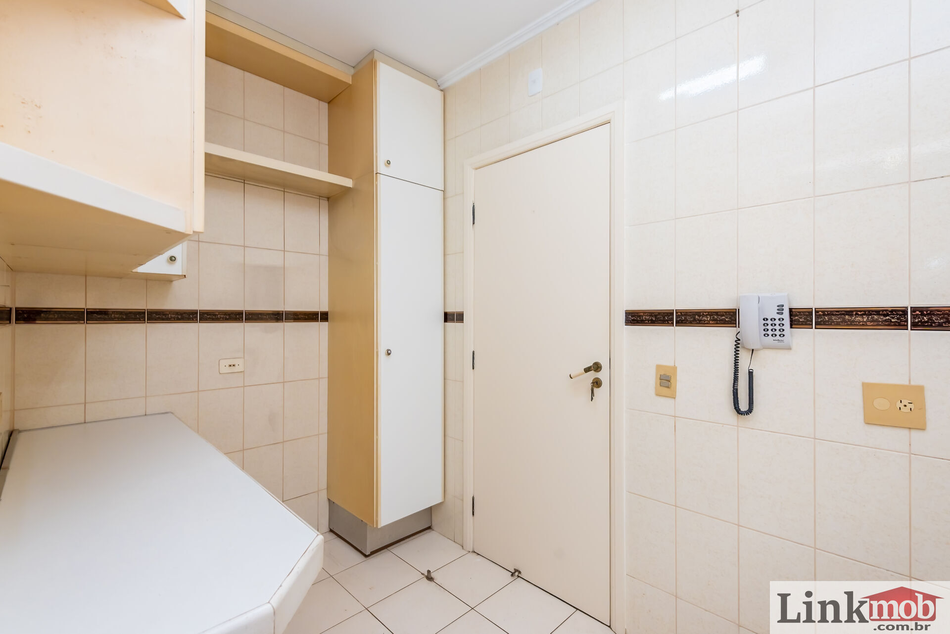 Apartamento à venda com 2 quartos, 70m² - Foto 17