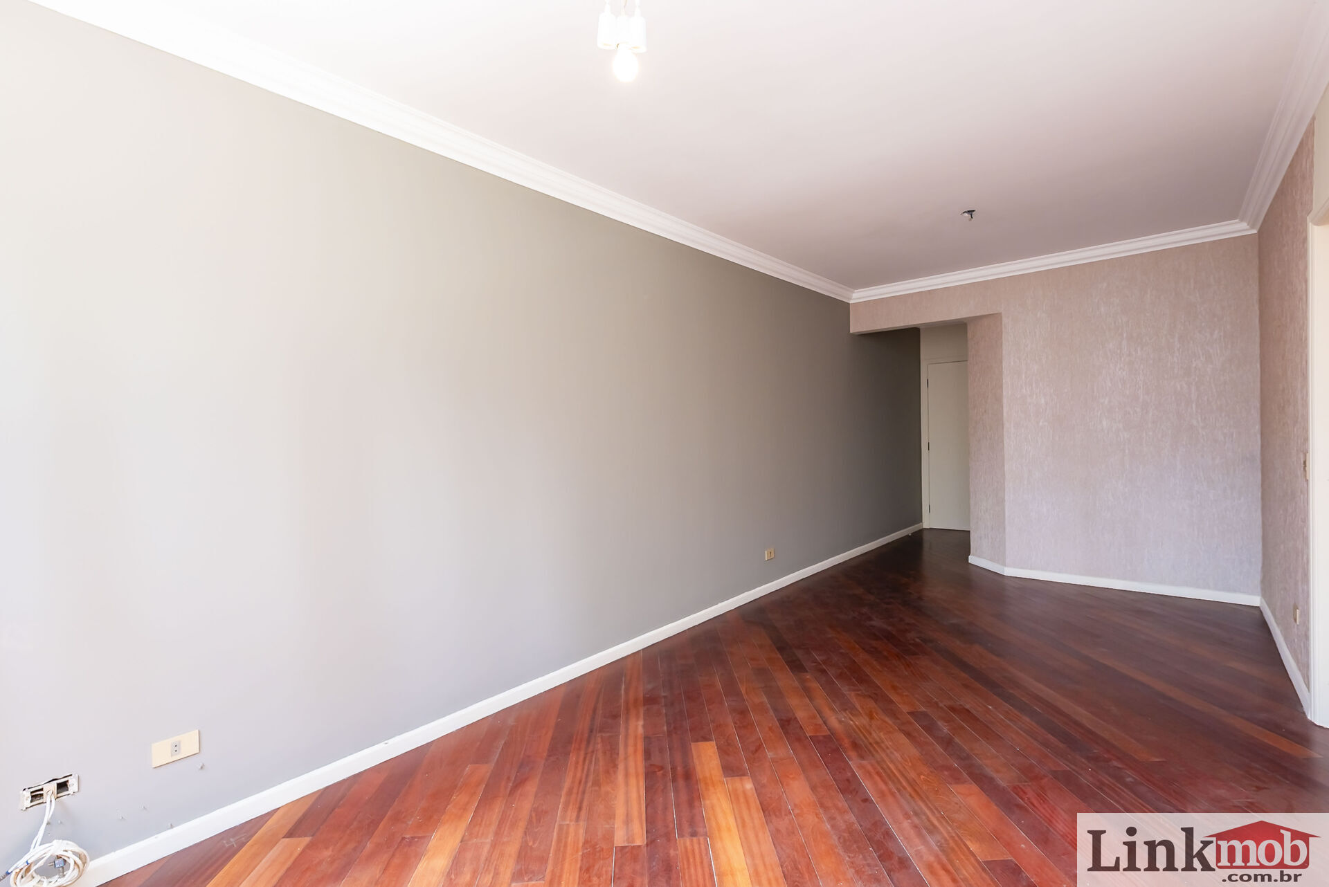 Apartamento à venda com 2 quartos, 70m² - Foto 10