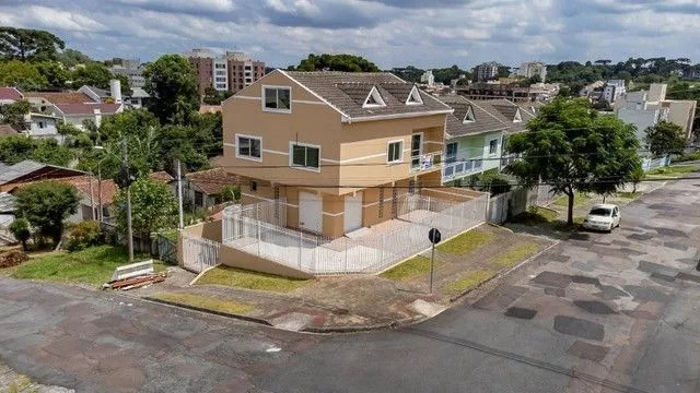 Sobrado à venda com 3 quartos, 268m² - Foto 2