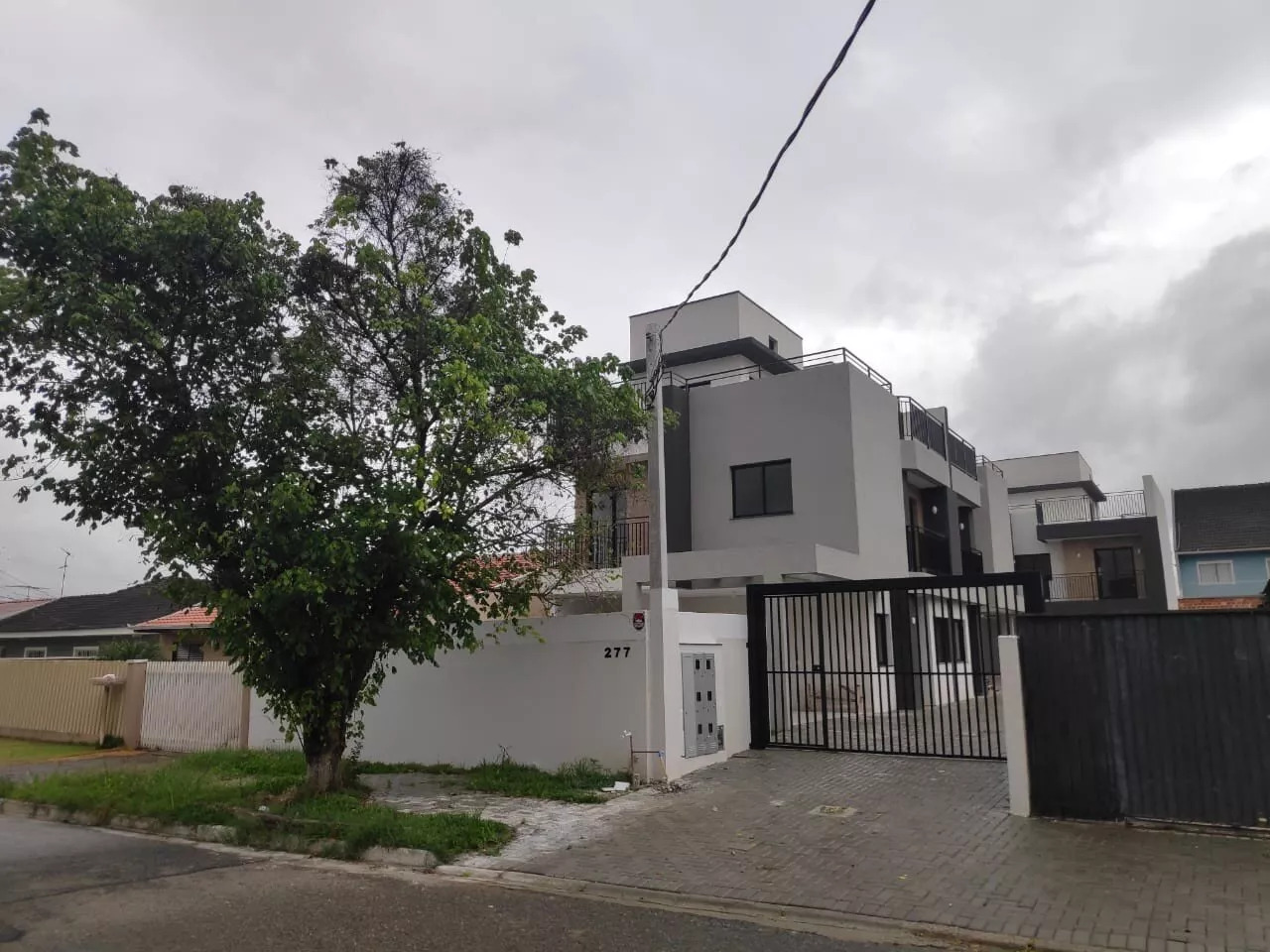 Casa de Condomínio à venda com 3 quartos, 129m² - Foto 1