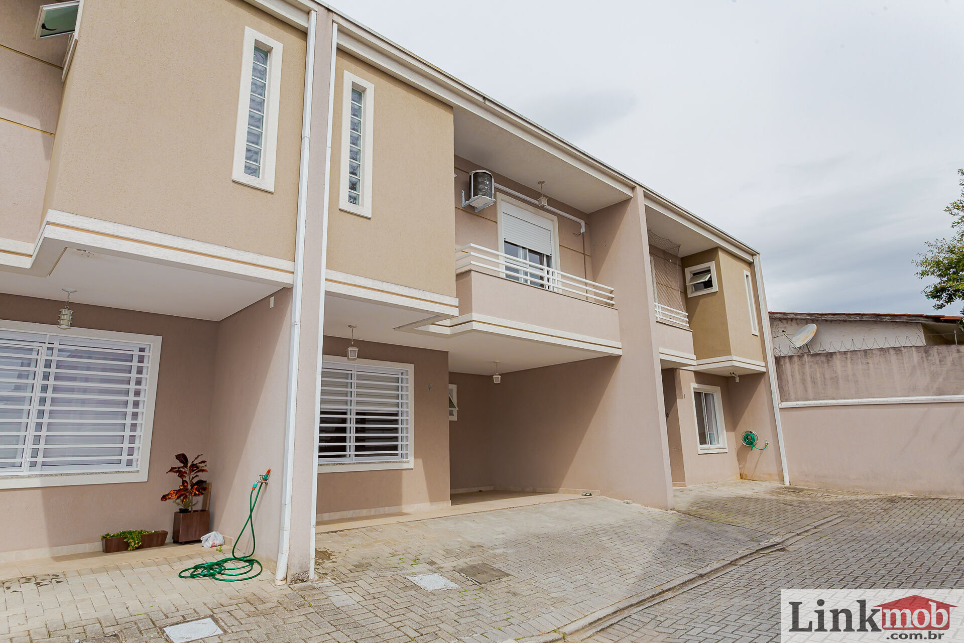 Sobrado à venda com 3 quartos, 113m² - Foto 2