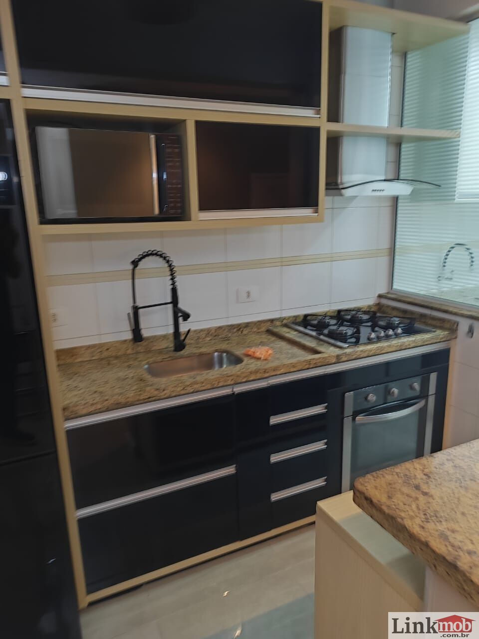 Apartamento para alugar com 2 quartos, 65m² - Foto 7