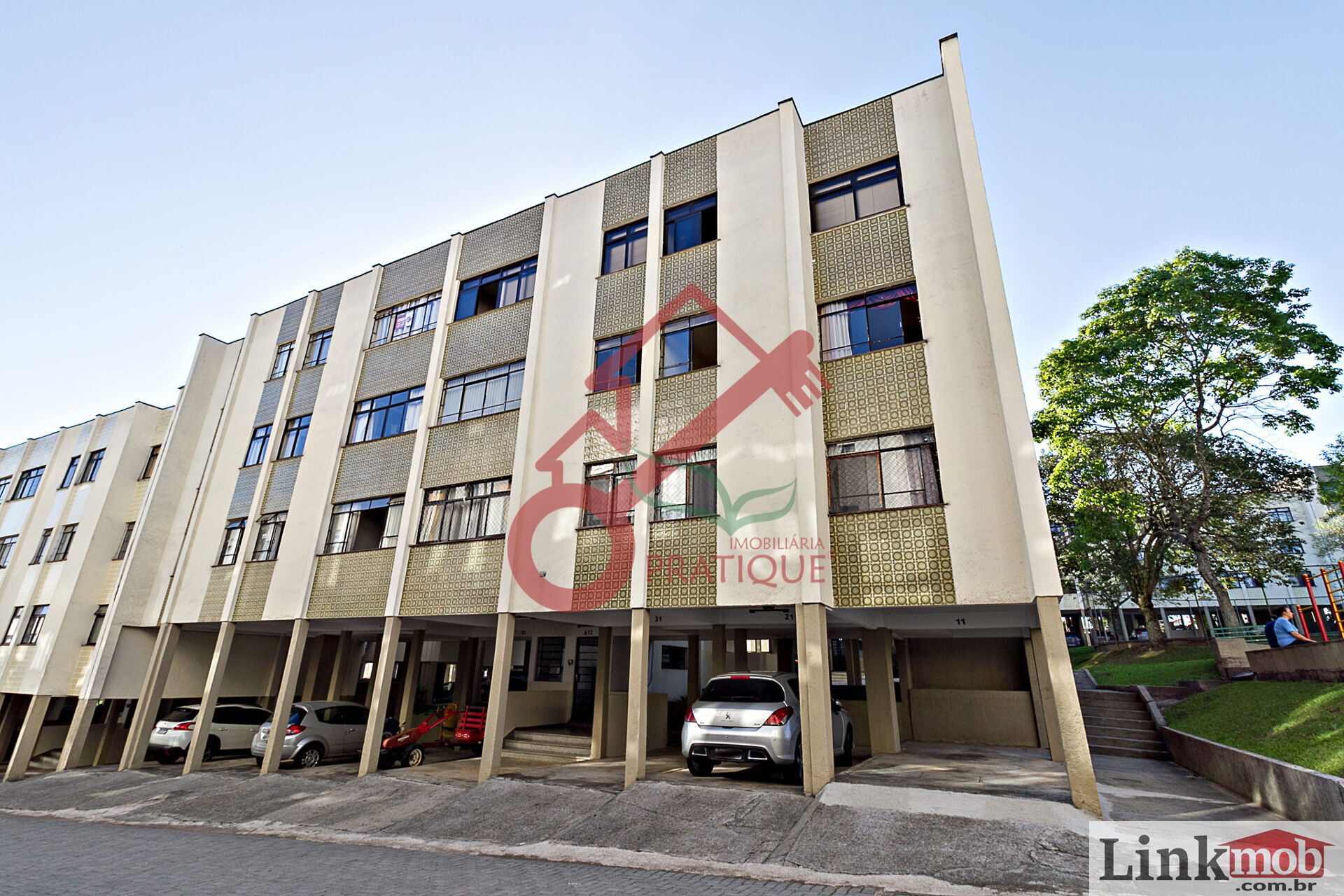 Apartamento à venda com 3 quartos, 78m² - Foto 2