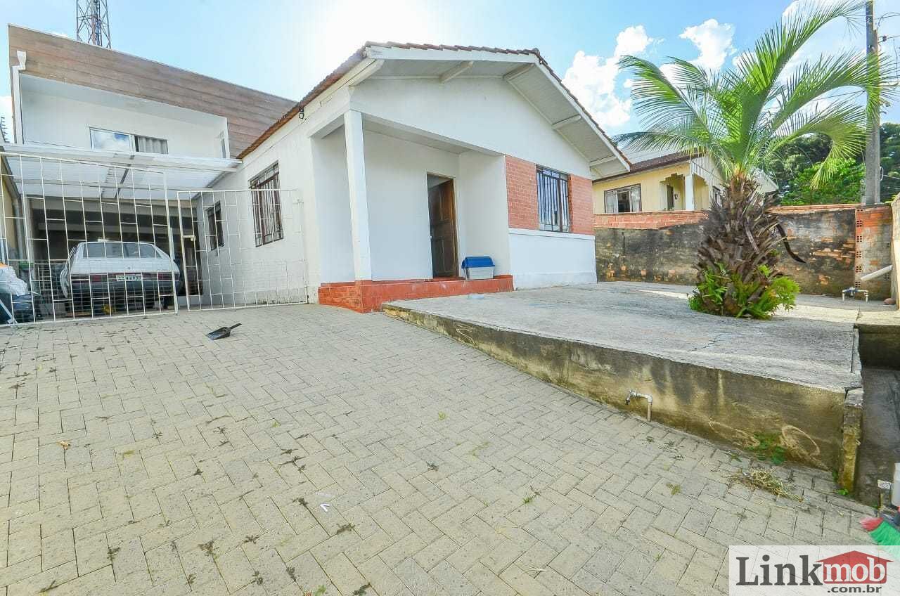 Sobrado à venda com 3 quartos, 234m² - Foto 1