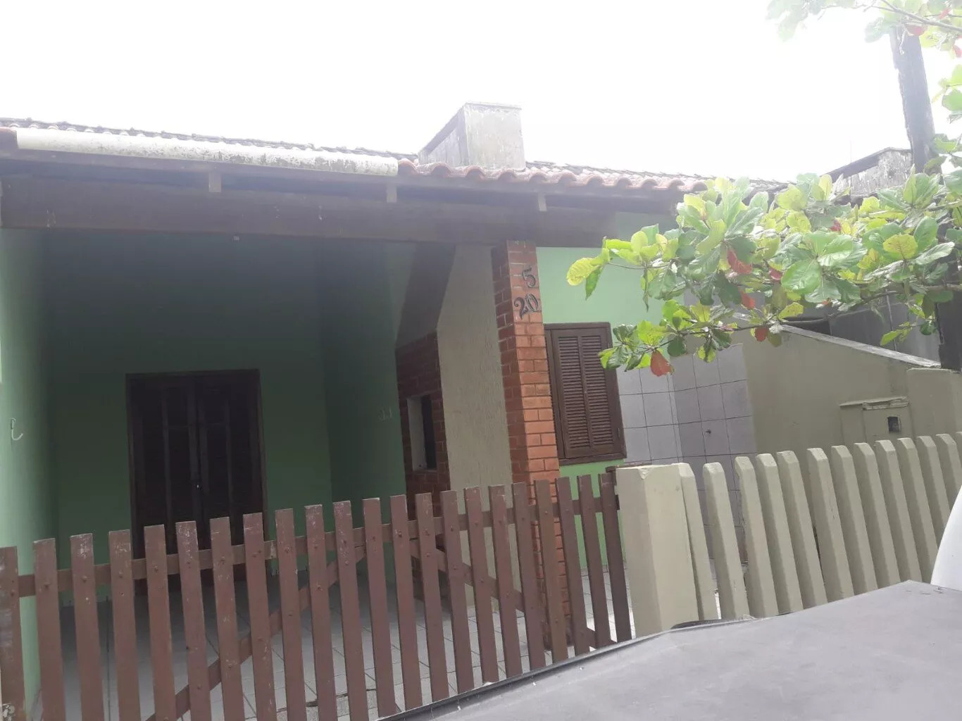 Casa à venda com 3 quartos, 68m² - Foto 2