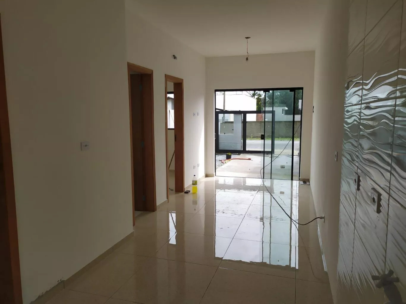 Casa à venda com 2 quartos, 44m² - Foto 2