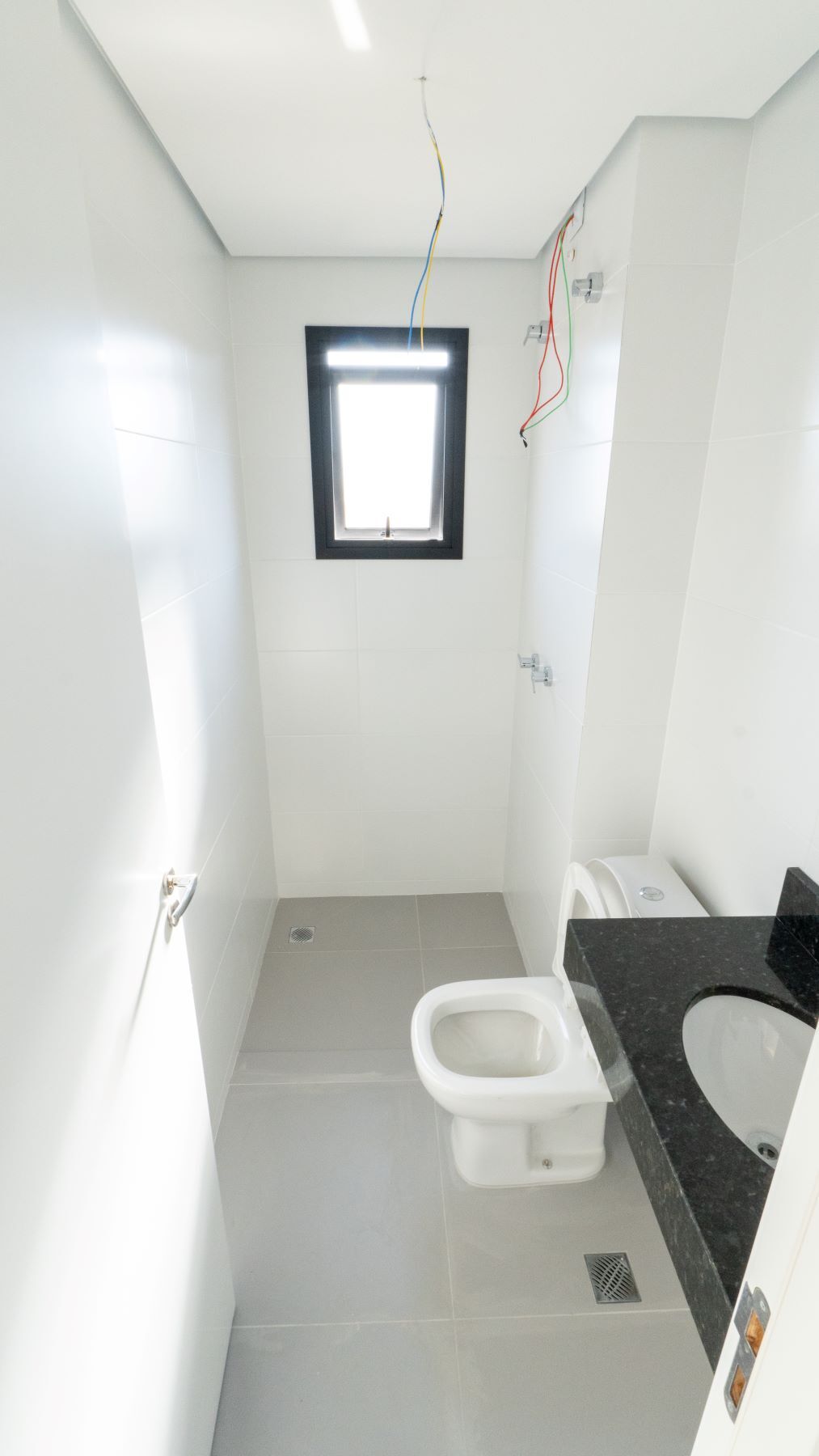 Apartamento à venda com 2 quartos, 64m² - Foto 12