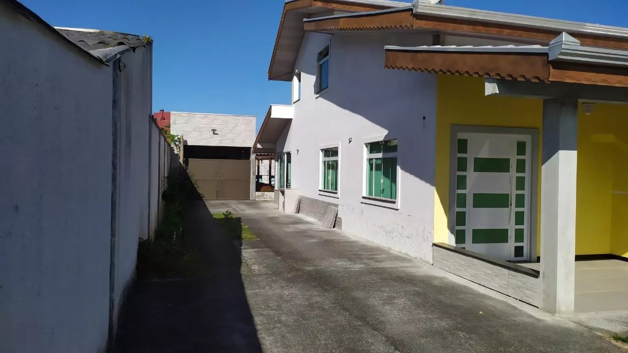 Casa à venda com 2 quartos, 160m² - Foto 2