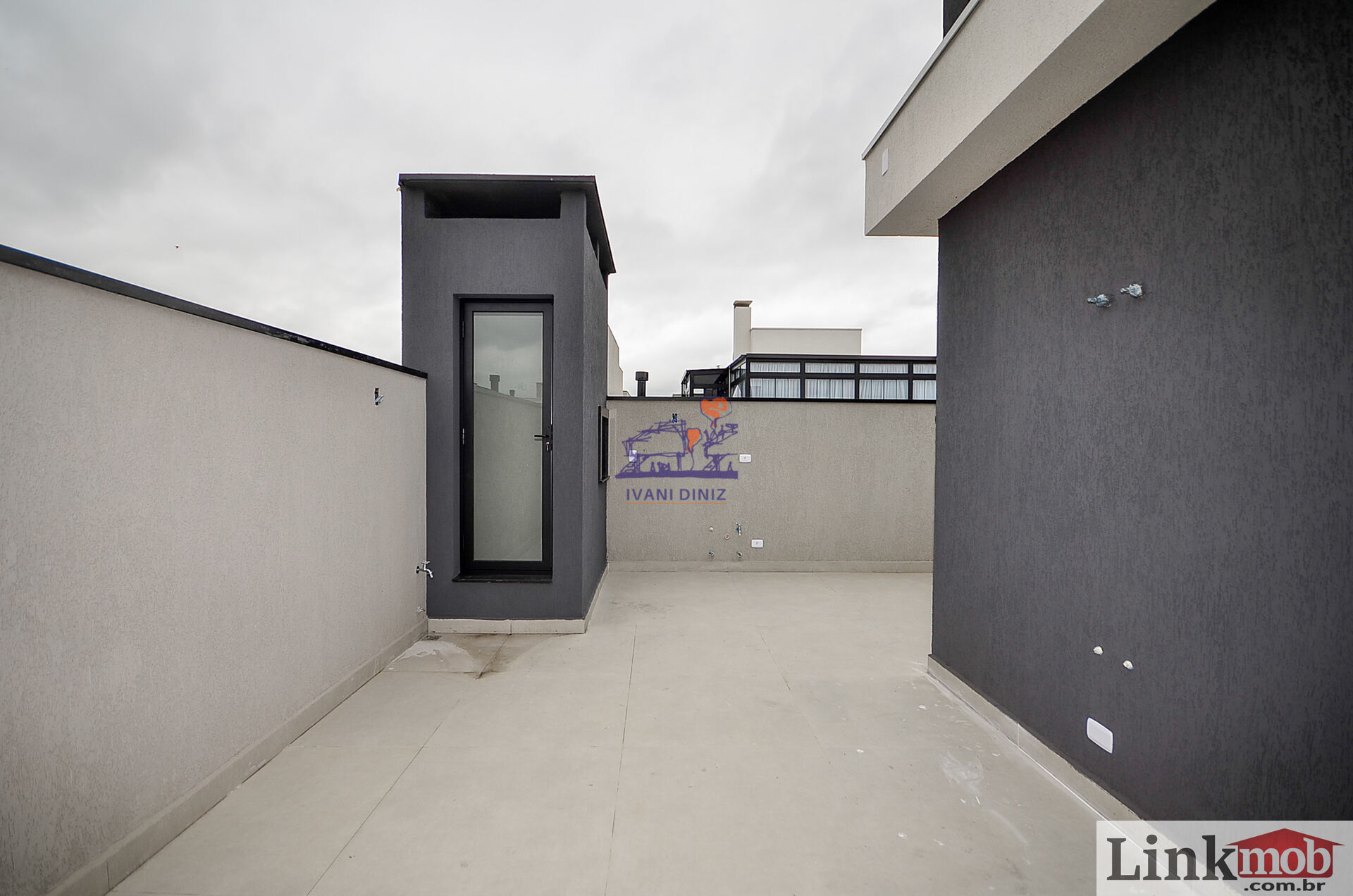 Casa de Condomínio à venda com 3 quartos, 244m² - Foto 47