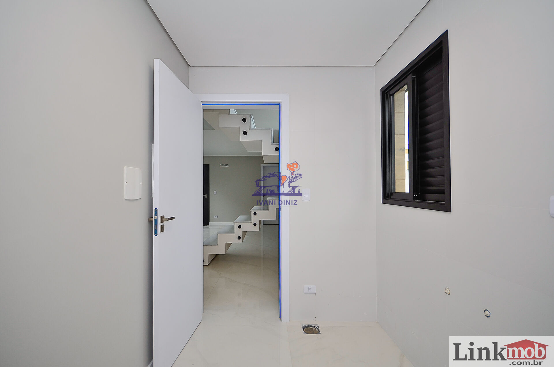 Casa de Condomínio à venda com 3 quartos, 244m² - Foto 13