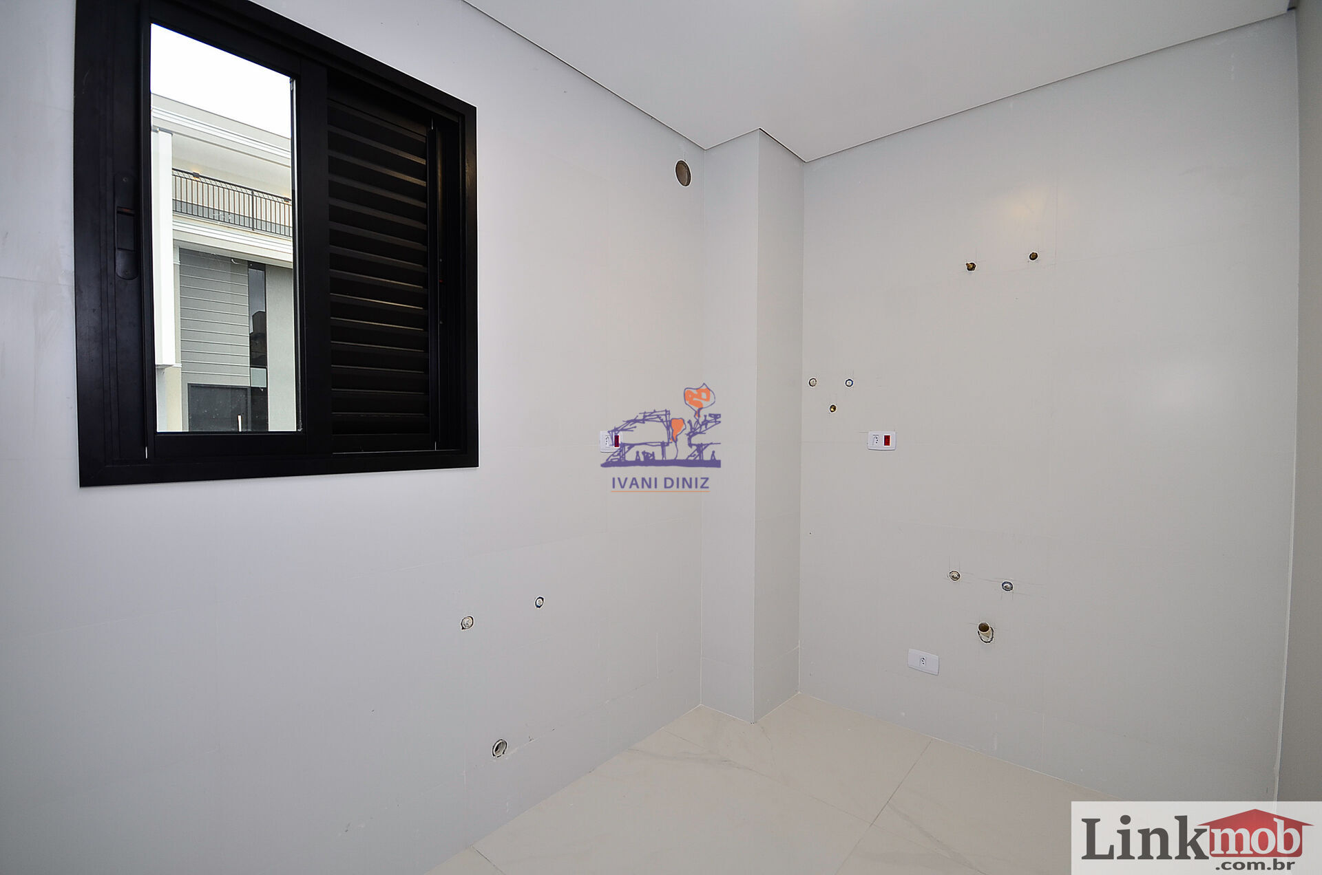 Casa de Condomínio à venda com 3 quartos, 244m² - Foto 12