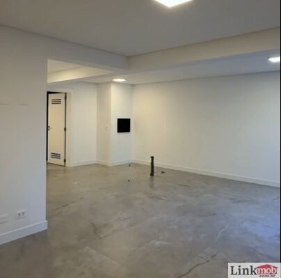 Apartamento à venda com 3 quartos, 145m² - Foto 4