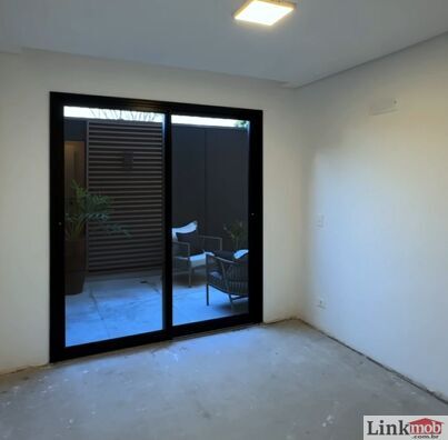 Apartamento à venda com 3 quartos, 145m² - Foto 2