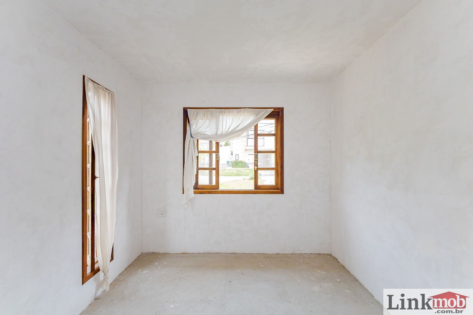 Casa à venda com 6 quartos, 219m² - Foto 45