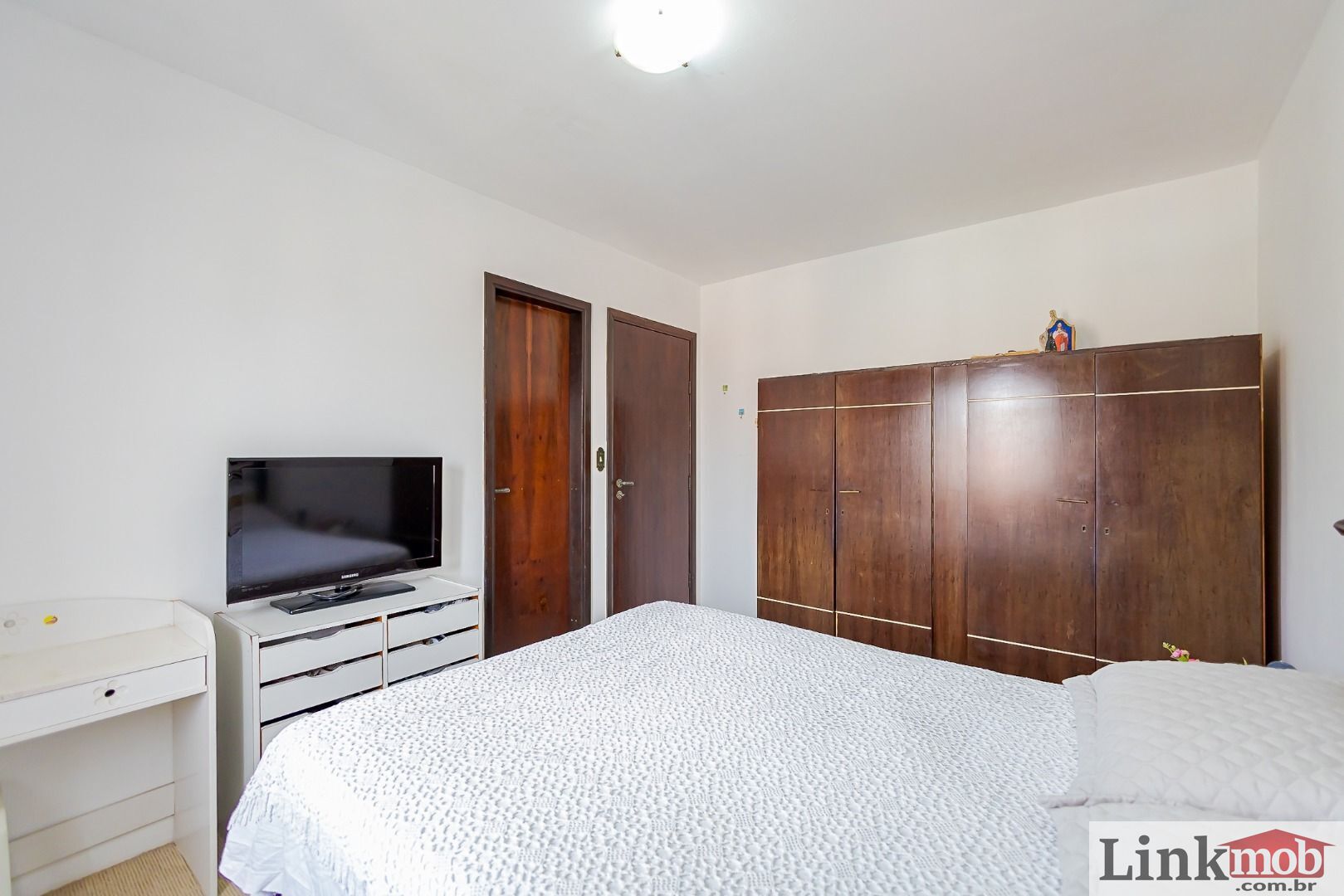 Casa à venda com 6 quartos, 219m² - Foto 29