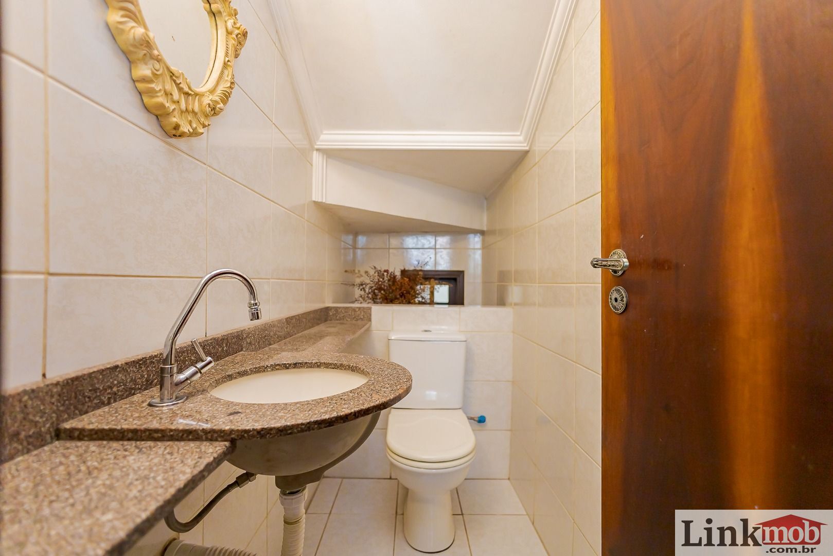Casa à venda com 6 quartos, 219m² - Foto 11