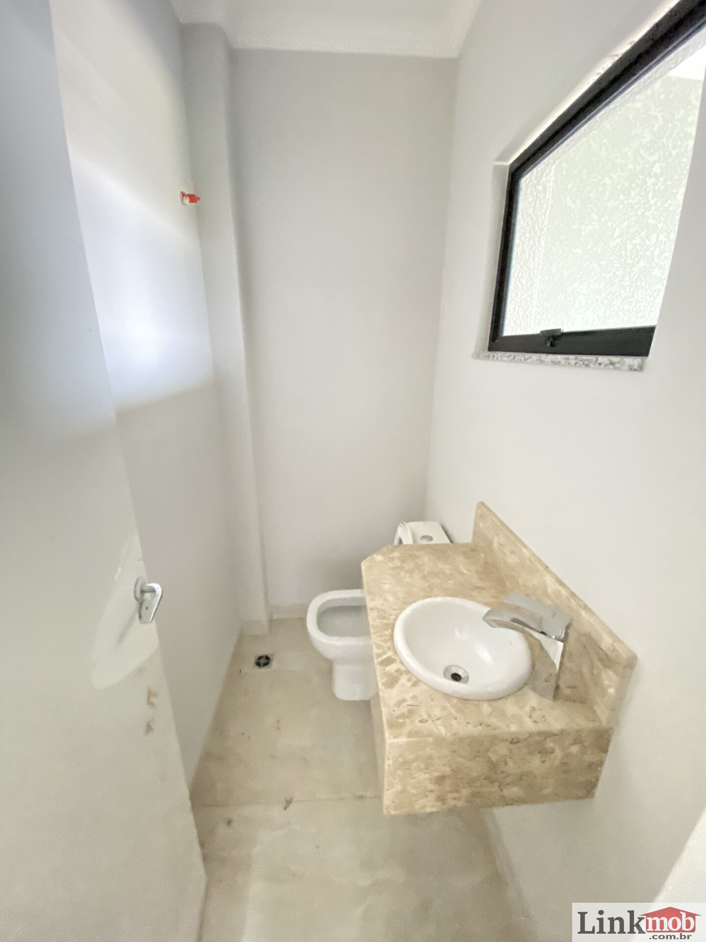 Sobrado à venda com 3 quartos, 223m² - Foto 4