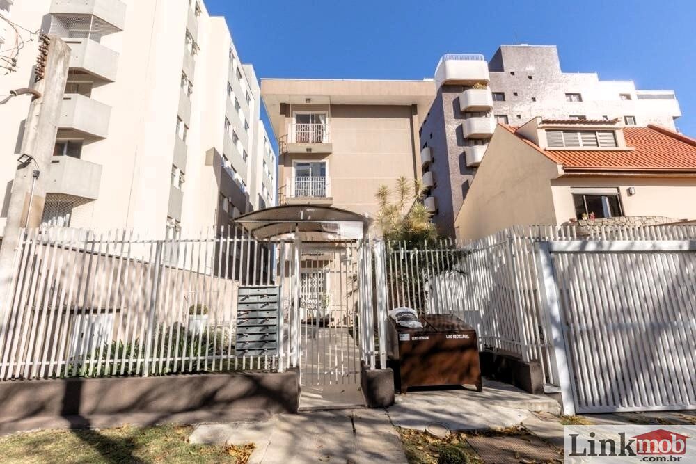 Apartamento à venda com 3 quartos, 69m² - Foto 1