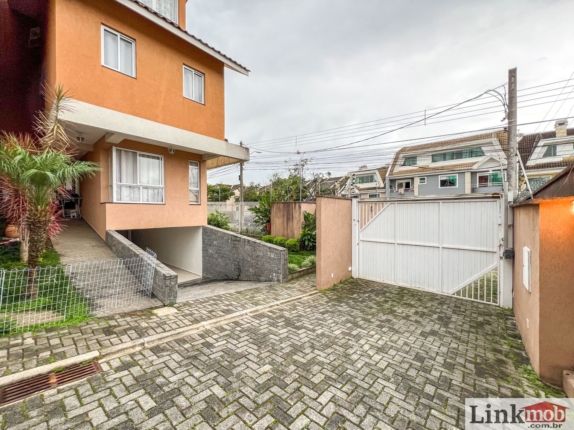Sobrado à venda com 2 quartos, 173m² - Foto 2