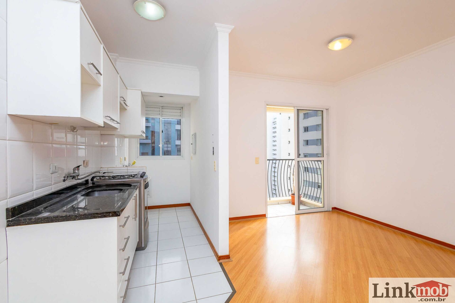 Apartamento à venda com 1 quarto, 38m² - Foto 12