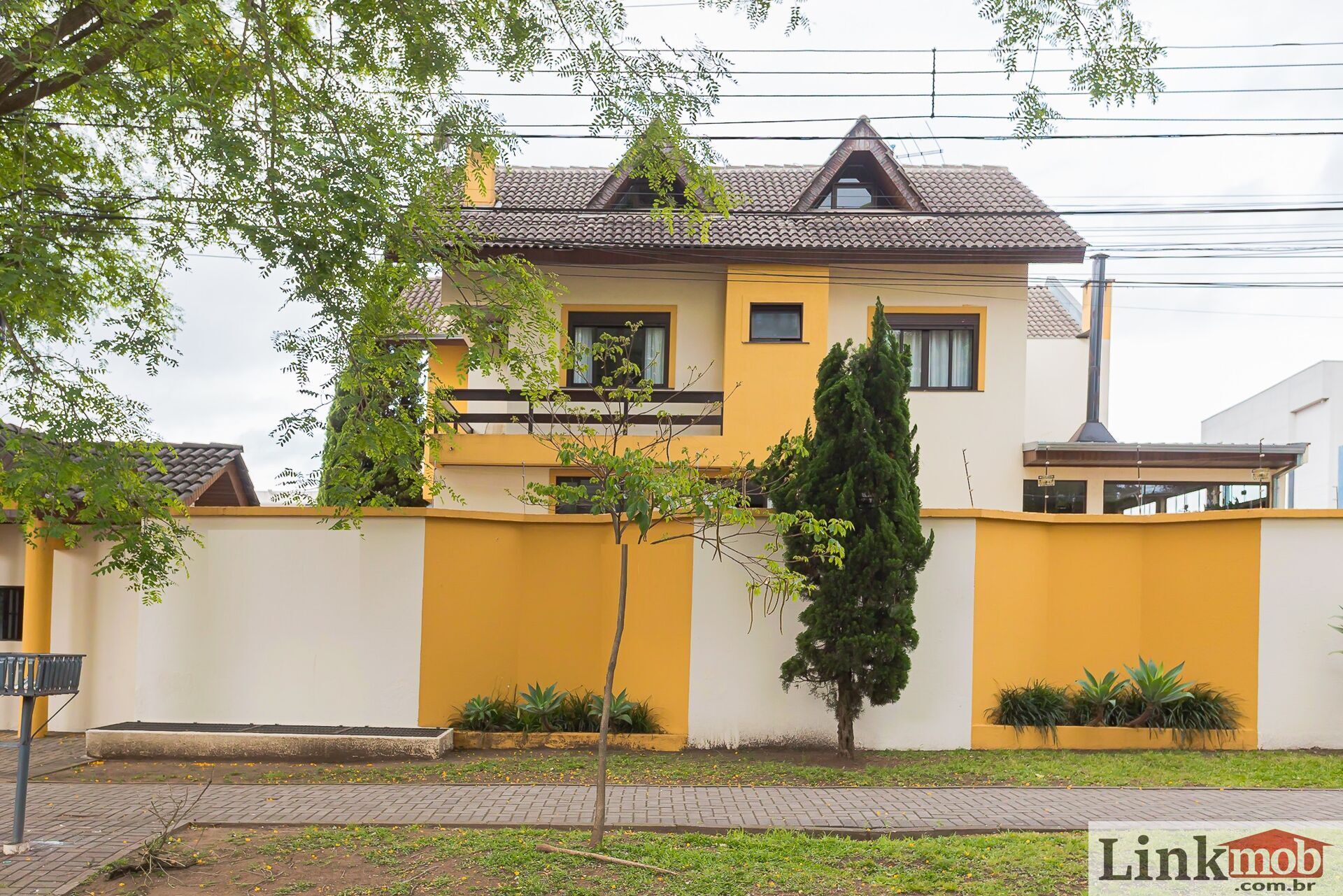 Casa de Condomínio à venda com 3 quartos, 290m² - Foto 3