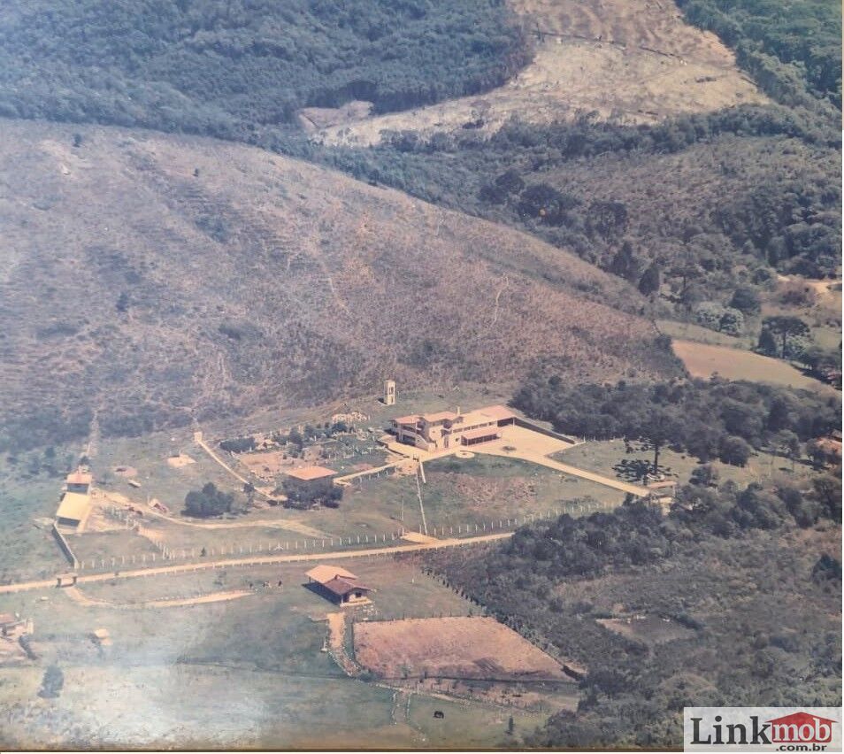 Fazenda à venda com 6 quartos, 107756m² - Foto 26