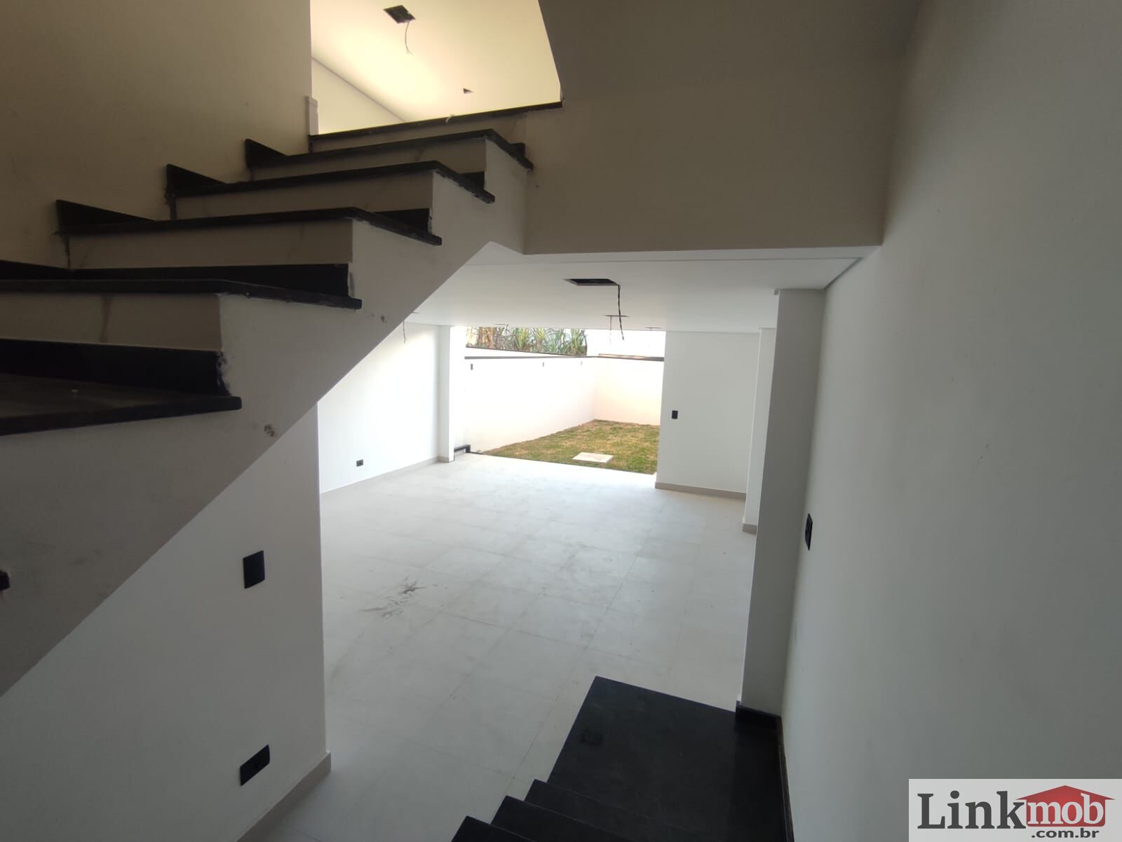 Sobrado à venda com 3 quartos, 202m² - Foto 11