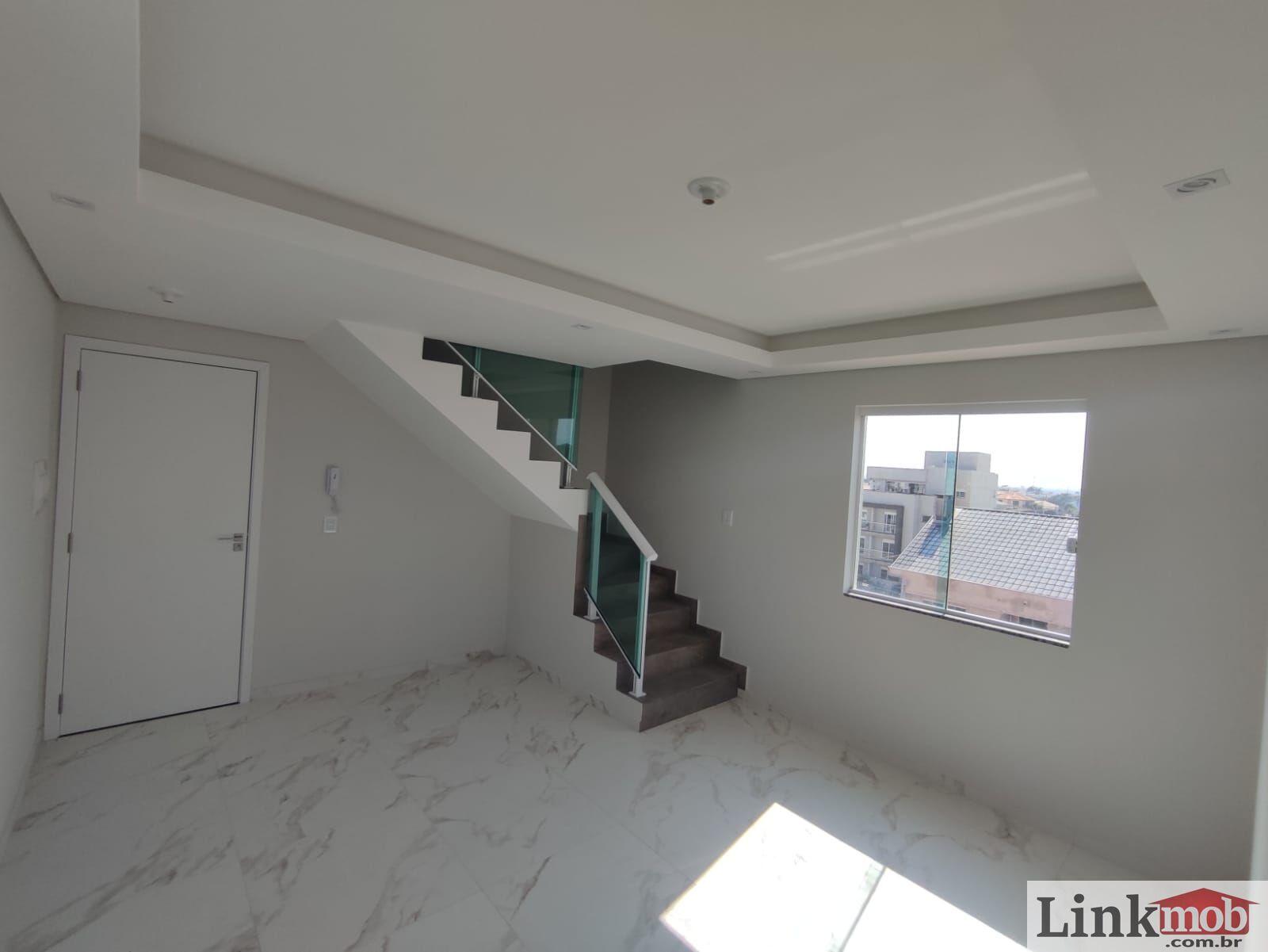 Cobertura à venda com 3 quartos, 85m² - Foto 1