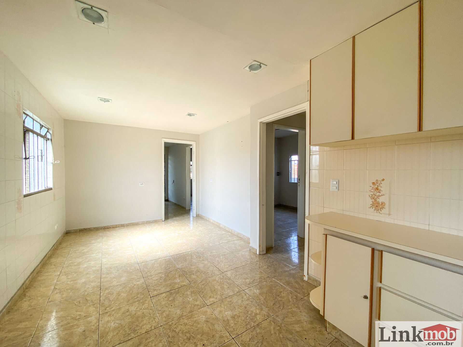 Casa à venda com 3 quartos, 120m² - Foto 10