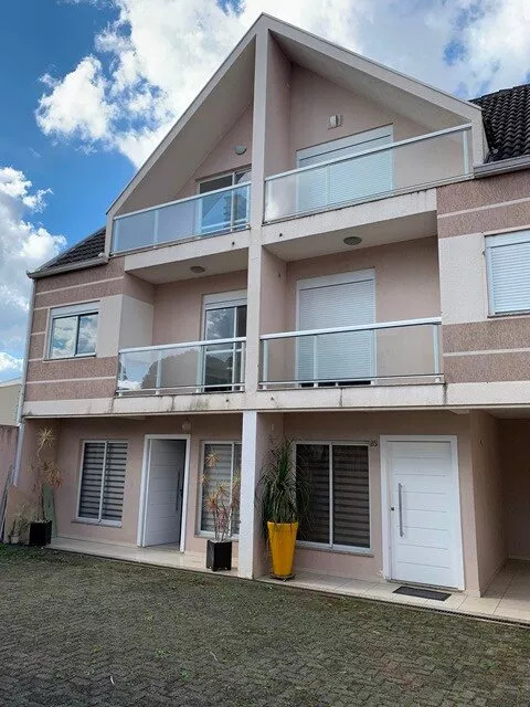 Sobrado à venda com 3 quartos, 167m² - Foto 1