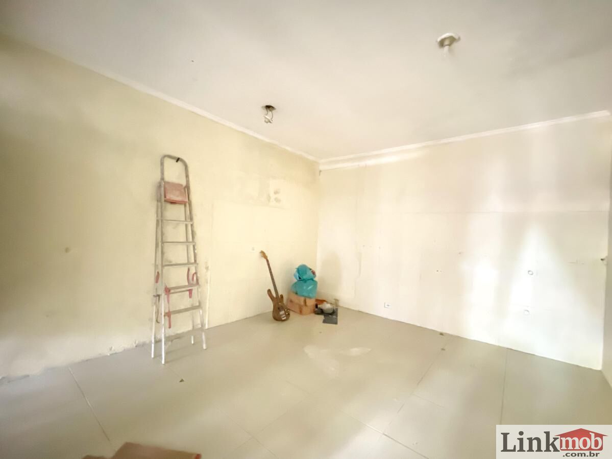 Sobrado à venda com 5 quartos, 308m² - Foto 13