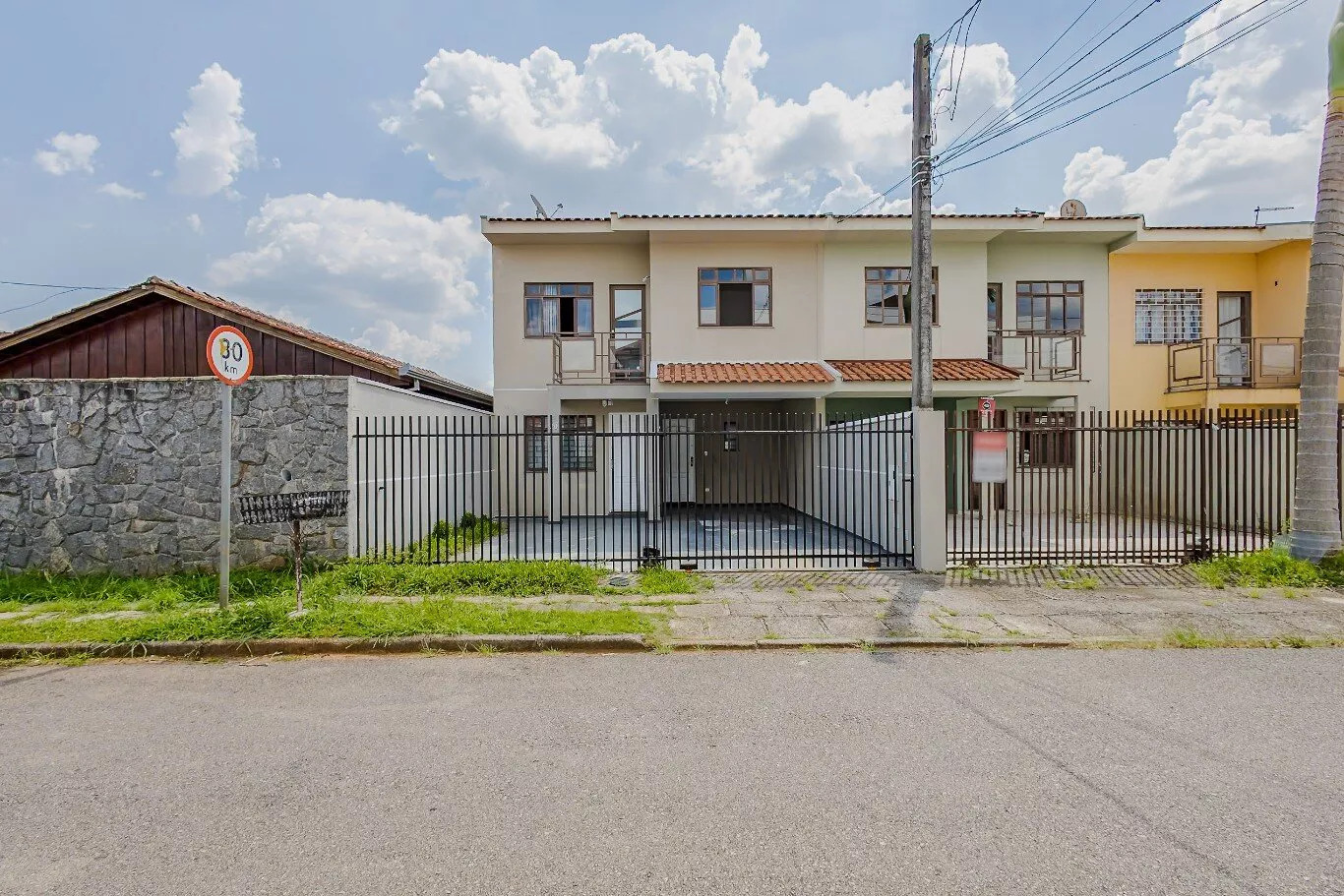 Sobrado à venda com 3 quartos, 102m² - Foto 2