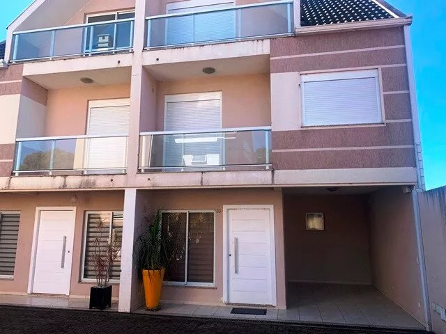 Sobrado à venda com 4 quartos, 178m² - Foto 2