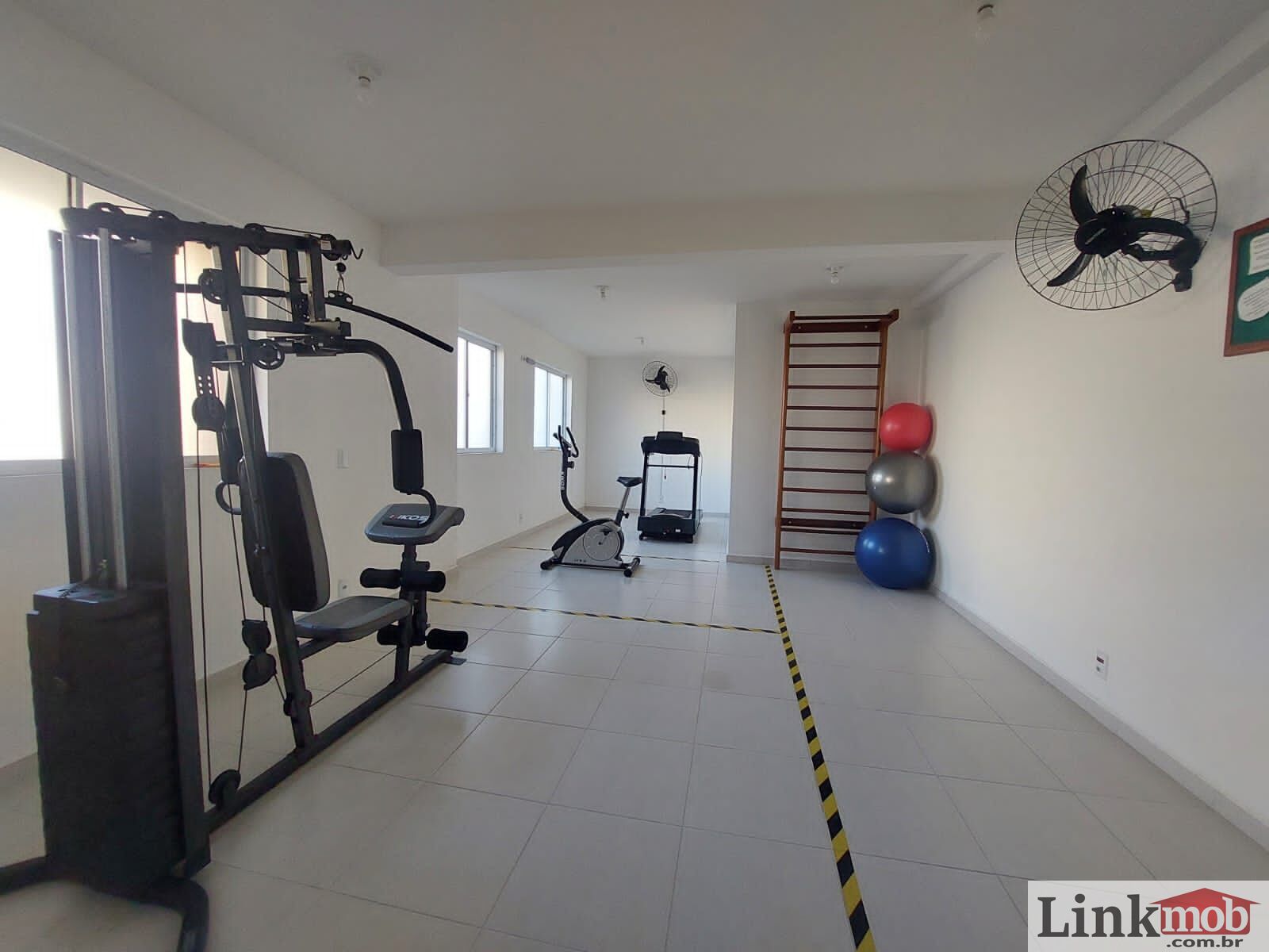 Apartamento à venda com 2 quartos, 56m² - Foto 16