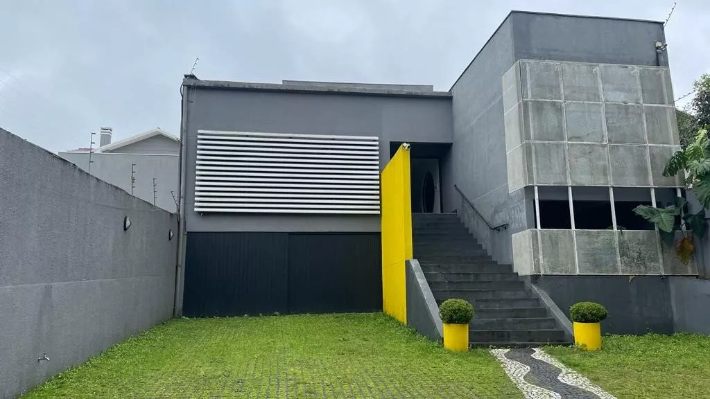 Casa à venda com 1 quarto, 320m² - Foto 1