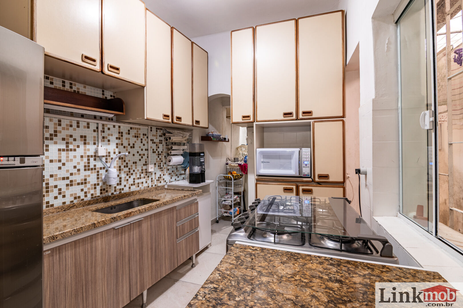 Casa para alugar com 2 quartos, 78m² - Foto 2